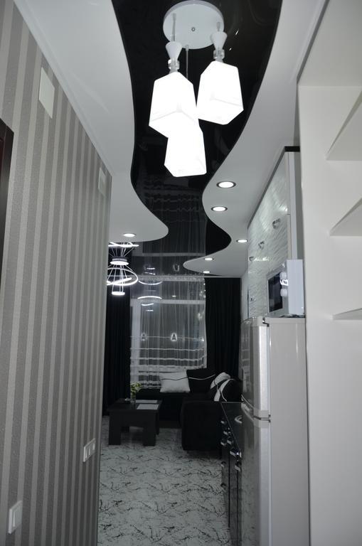 Studio "Black - White" Batoumi Extérieur photo